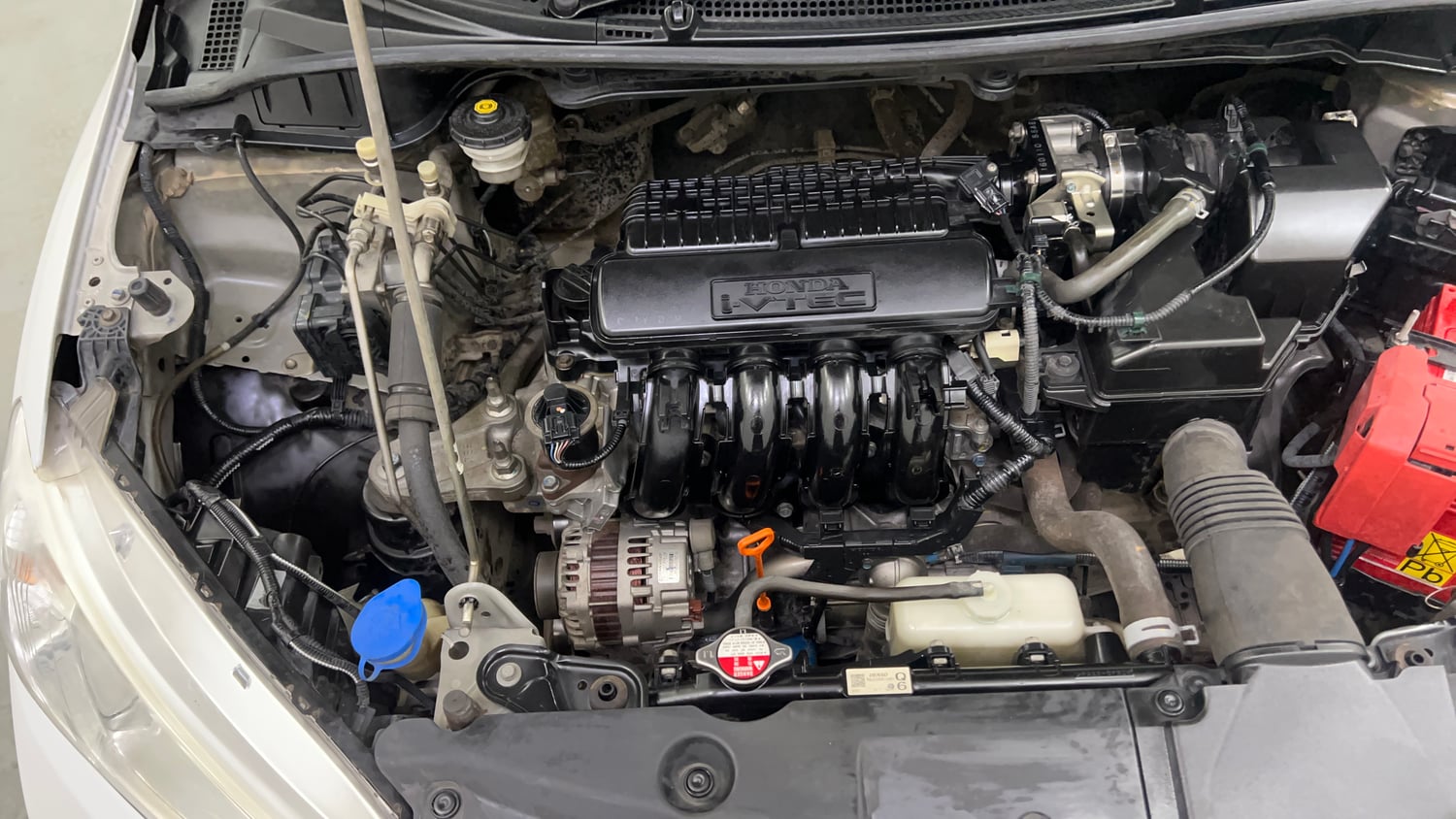 Used 2016 Honda City VX Petrol Manual engine ENGINE RIGHT SIDE VIEW