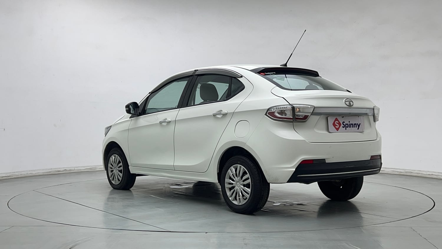 Used 2022 Tata Tigor XZ CNG Cng Manual exterior LEFT REAR CORNER VIEW