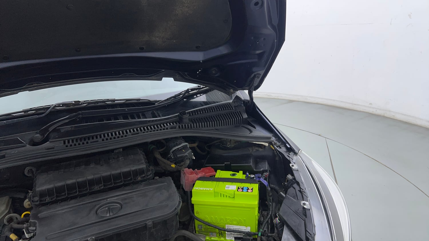 Used 2023 Tata Tigor XZA Plus Petrol Automatic engine ENGINE LEFT SIDE HINGE & APRON VIEW