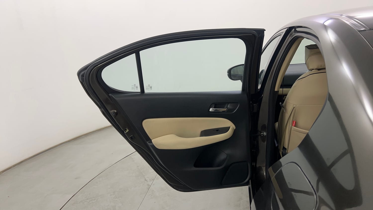 Used 2021 Honda City V CVT Petrol Petrol Automatic interior LEFT REAR DOOR OPEN VIEW