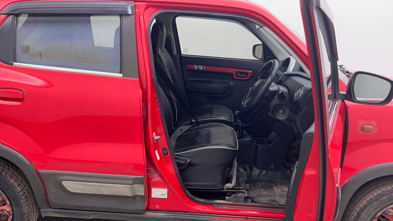 Used 2020 Maruti Suzuki S-Presso VXi Plus Petrol Manual interior RIGHT SIDE FRONT DOOR CABIN VIEW