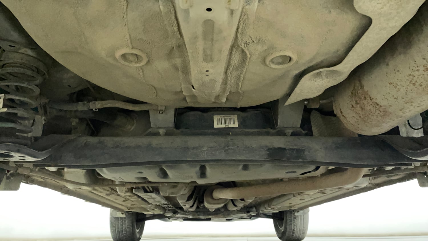 Used 2019 Hyundai Venue SX Plus 1.0 Turbo DCT Petrol Automatic extra REAR UNDERBODY VIEW (TAKEN FROM REAR)