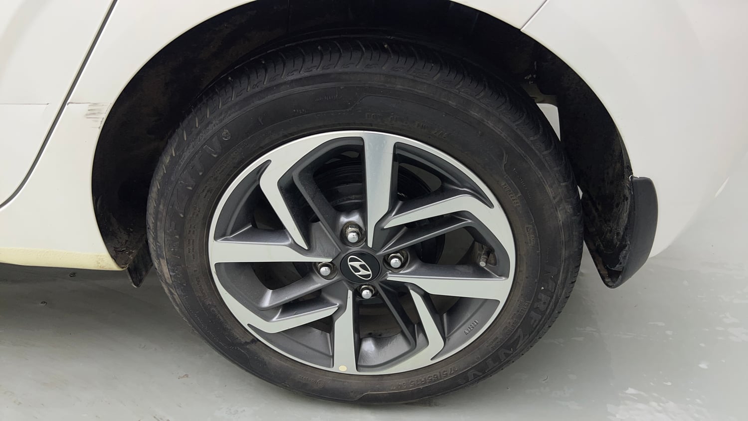Used 2020 Hyundai Grand i10 Nios Asta 1.2 Kappa VTVT Petrol Manual tyres LEFT REAR TYRE RIM VIEW