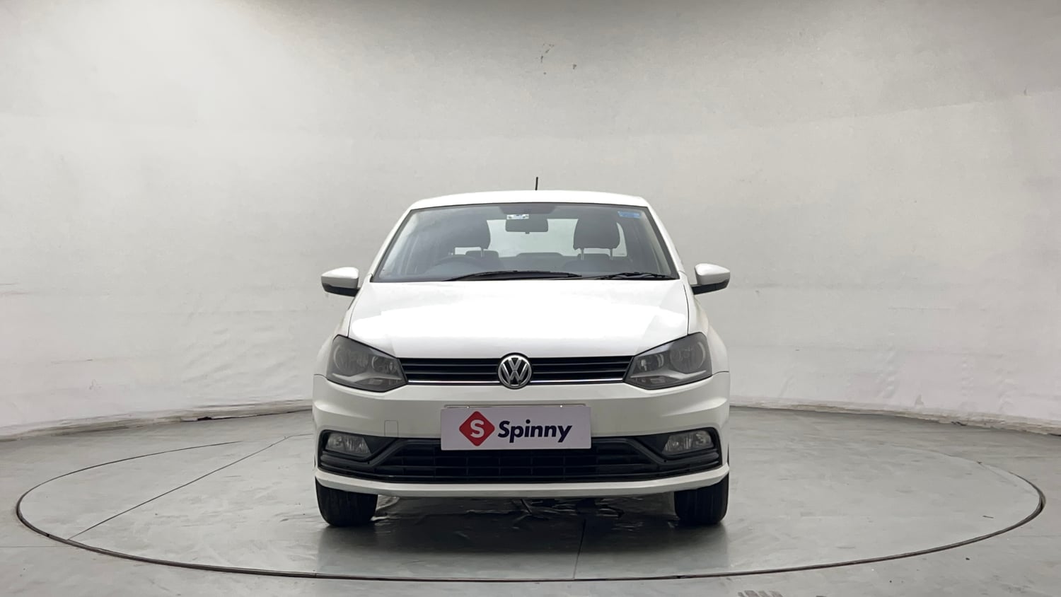 Used 2016 volkswagen Ameo Comfortline 1.2 Petrol+cng(Outside fitted) Petrol+cng Manual exterior FRONT VIEW