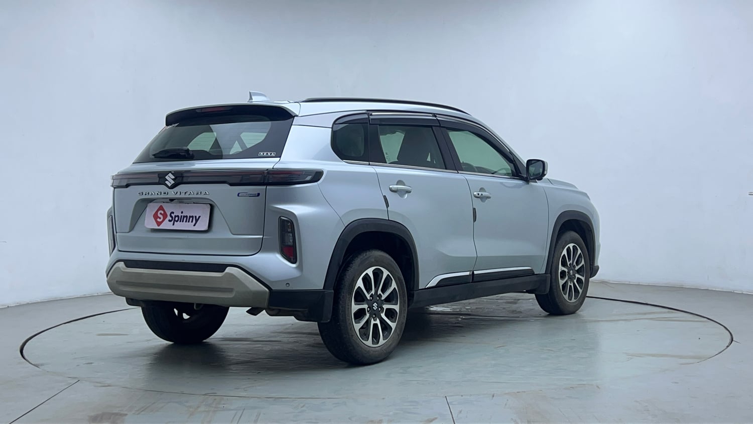 Used 2024 Maruti Suzuki Grand Vitara Alpha Smart Hybrid AT Petrol Automatic exterior RIGHT REAR CORNER VIEW