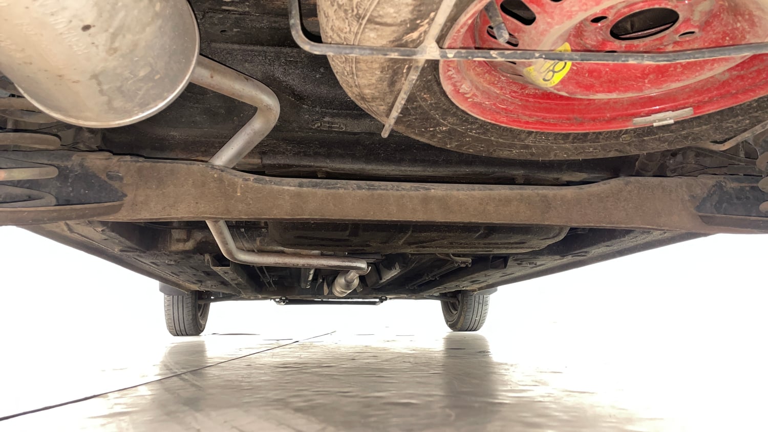 Used 2022 Renault Triber Limited Edition Petrol Manual extra REAR UNDERBODY VIEW (TAKEN FROM REAR)