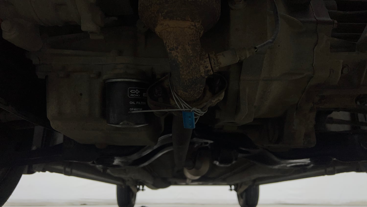 Used 2014 Maruti Suzuki Wagon R VXI Petrol Manual extra FRONT LEFT UNDERBODY VIEW