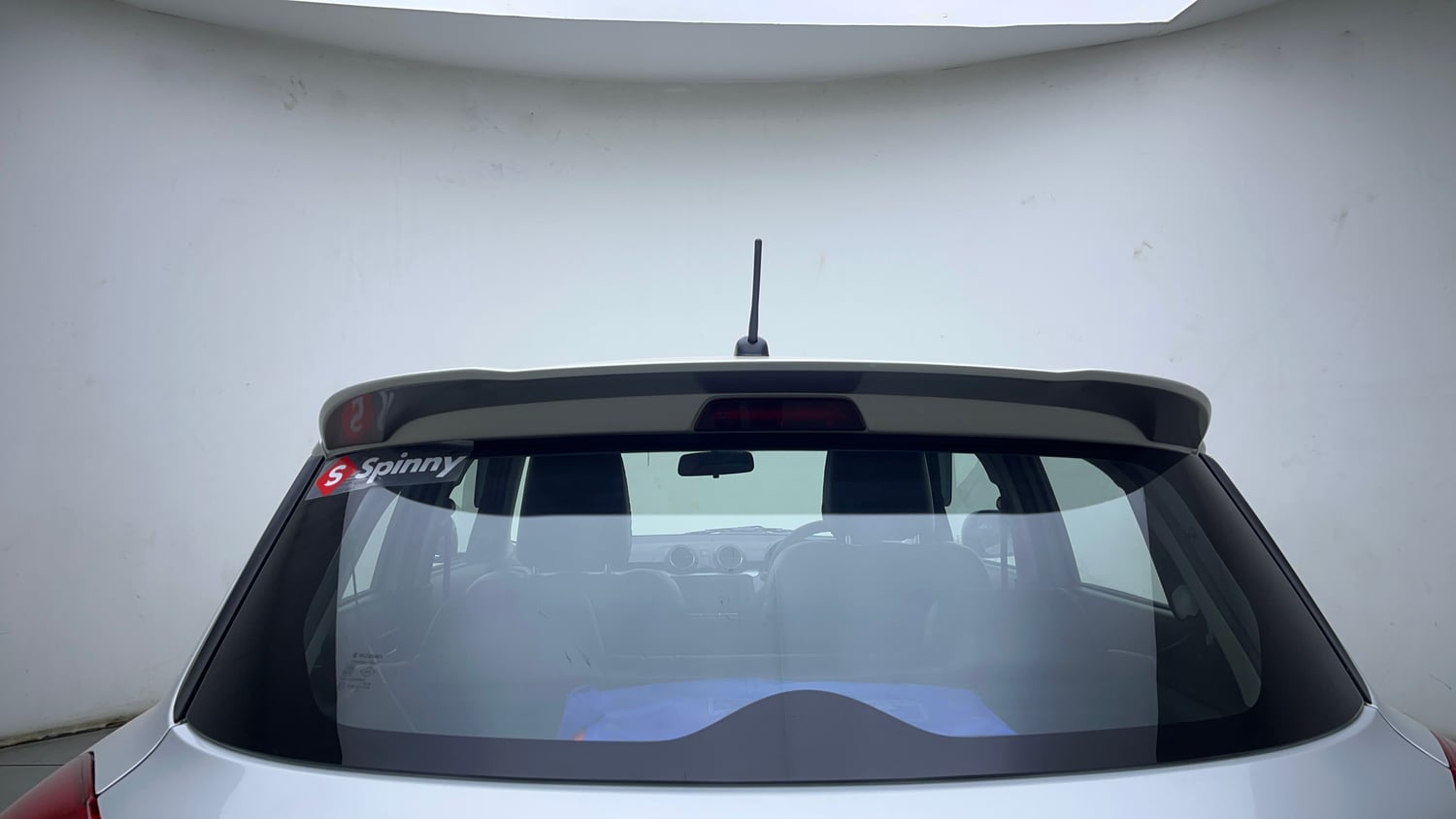 Used 2022 Maruti Suzuki Swift VXi AMT Petrol Automatic exterior BACK WINDSHIELD VIEW