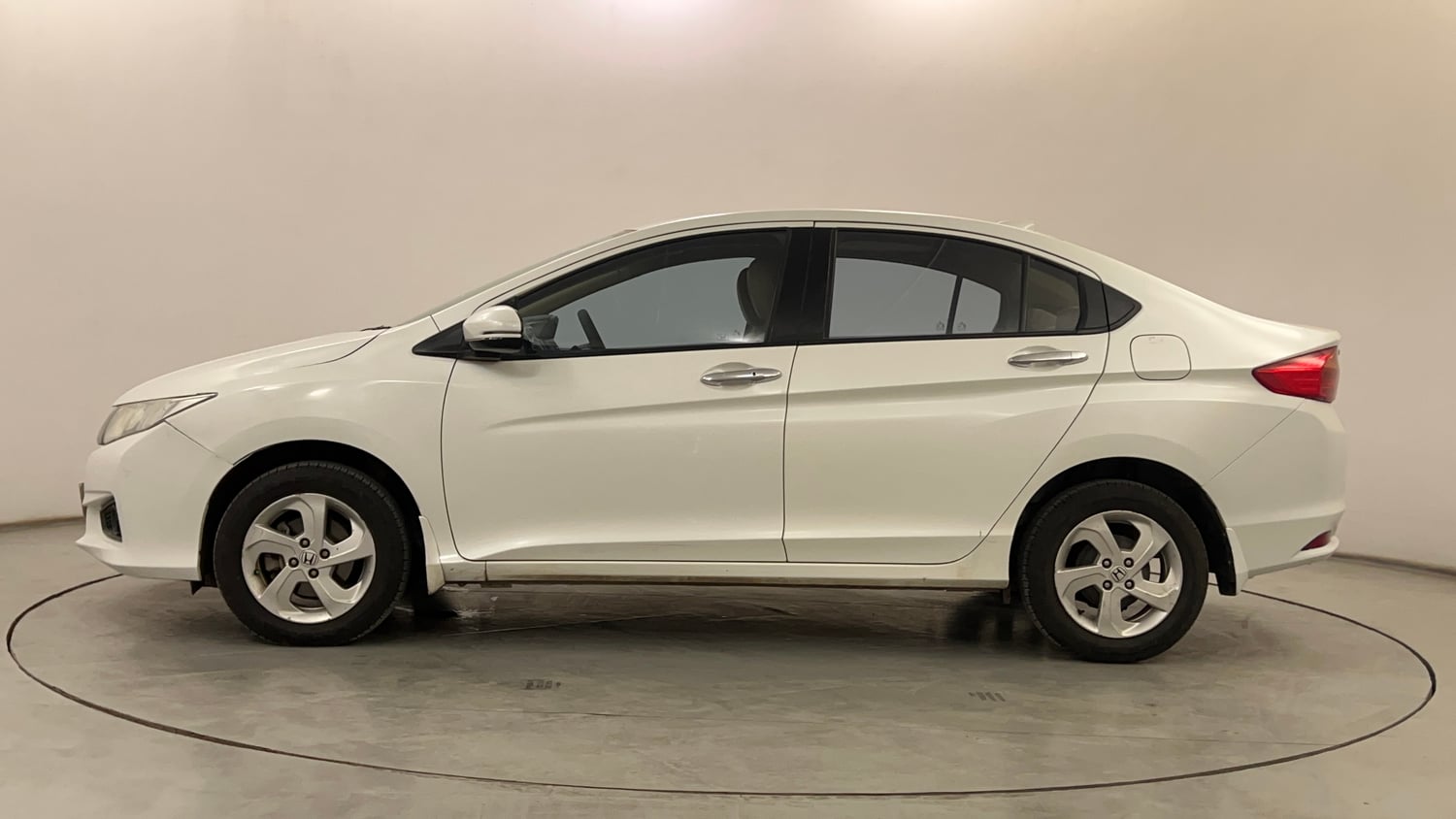 Used 2016 Honda City VX Petrol Manual exterior LEFT SIDE VIEW