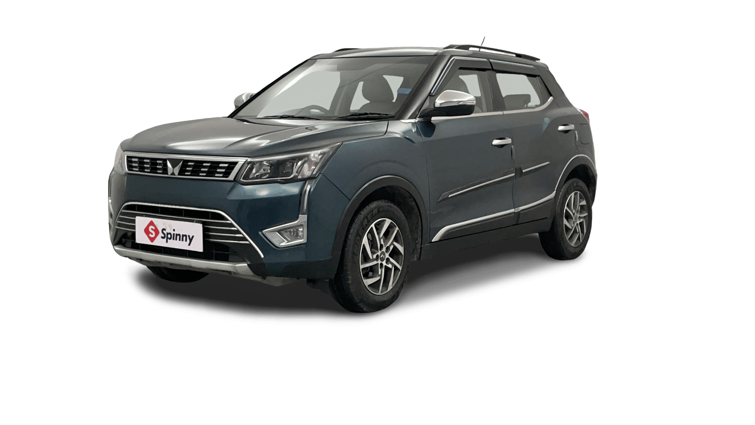 Used 2023 Mahindra XUV 300 W8 (O) 1.2 Petrol AMT Petrol Automatic Image