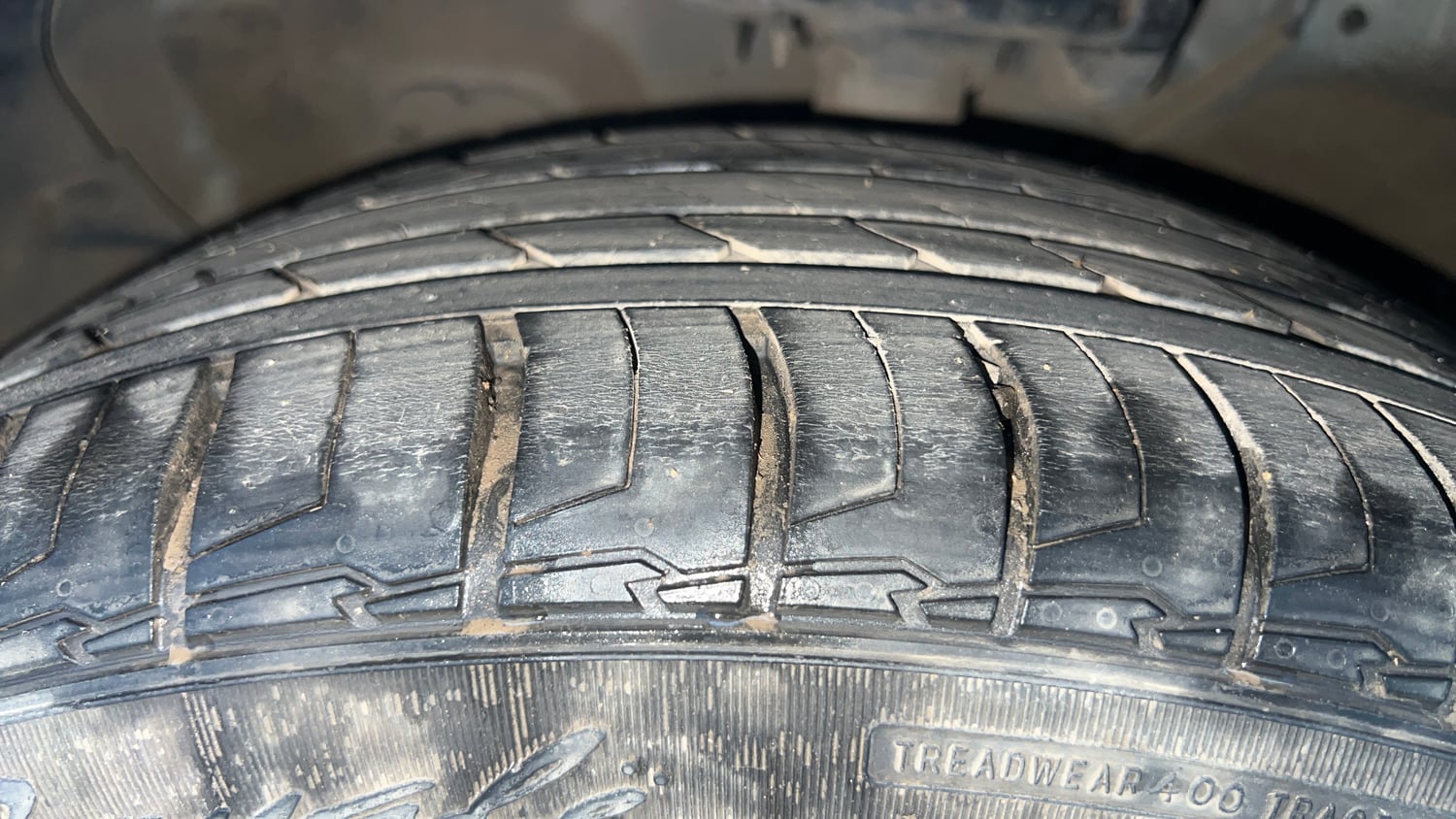 Used 2022 Kia Seltos X Line 1.5 Diesel AT Diesel Automatic tyres LEFT FRONT TYRE TREAD VIEW