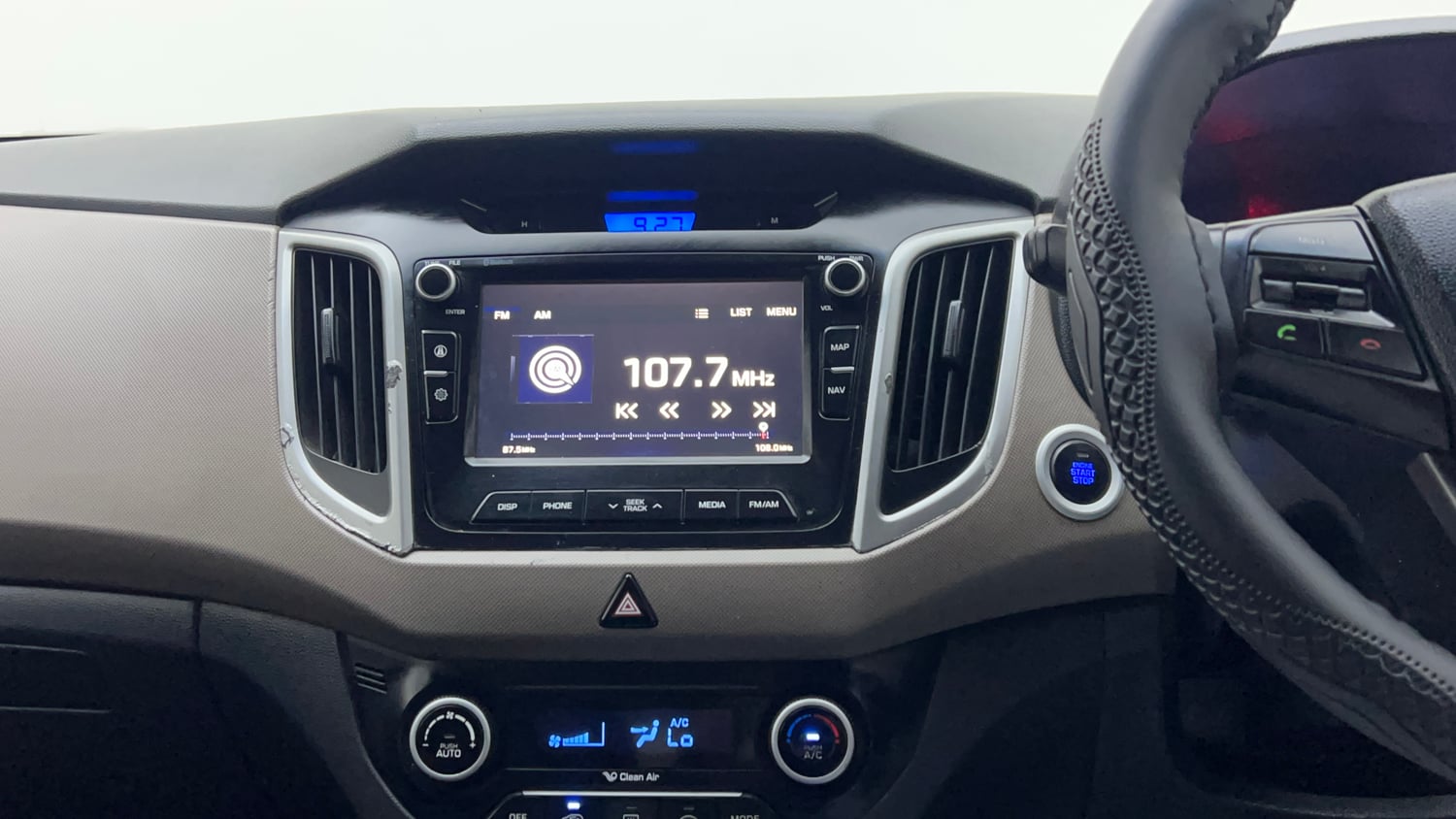 Used 2017 Hyundai Creta 1.6 SX Plus AT Petrol Petrol Automatic interior MUSIC SYSTEM & AC CONTROL VIEW