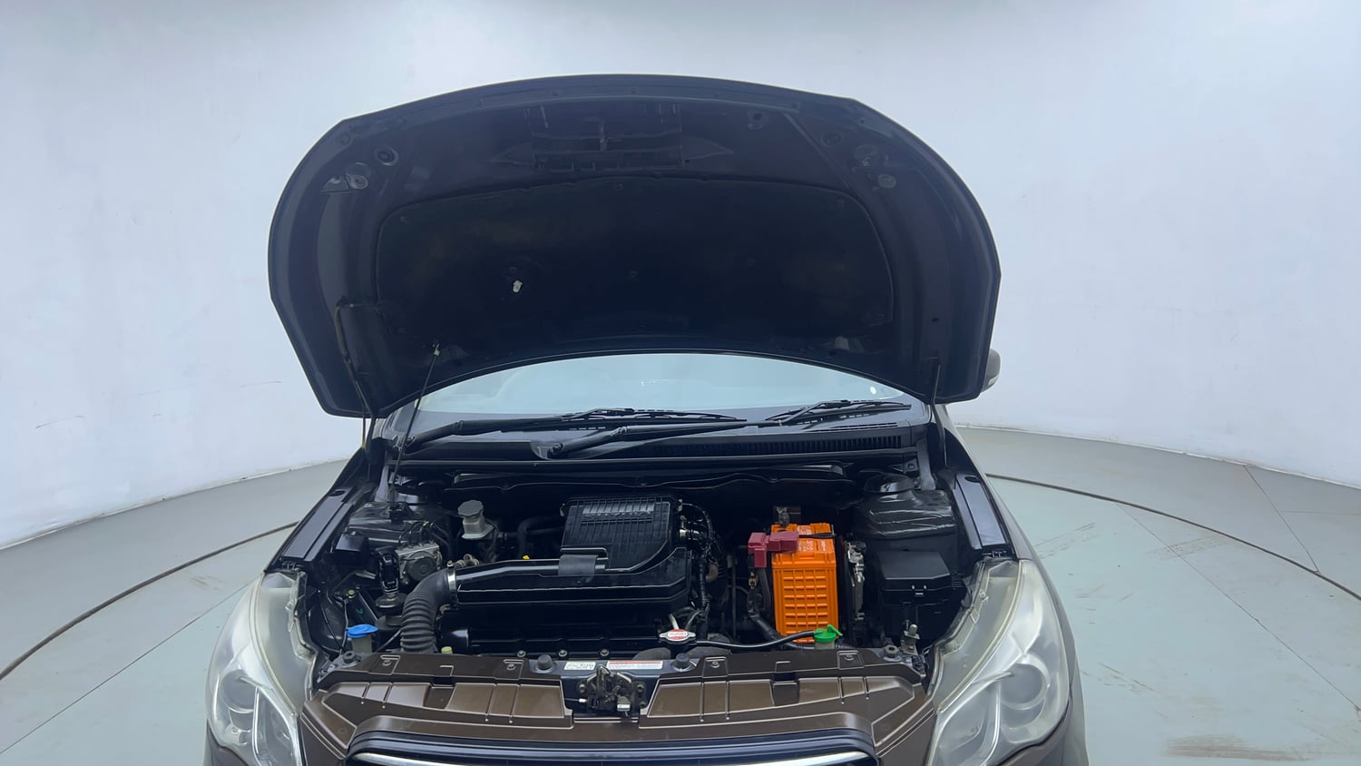 Used 2017 Maruti Suzuki Ciaz ZXi Petrol Manual engine ENGINE & BONNET OPEN FRONT VIEW