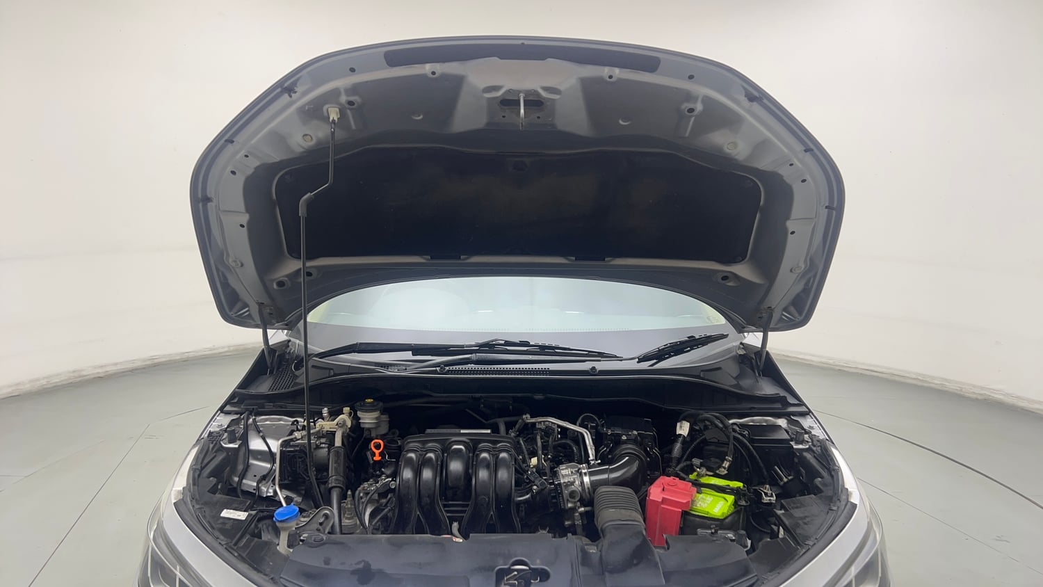 Used 2022 Honda City VX CVT Petrol Petrol Automatic engine ENGINE & BONNET OPEN FRONT VIEW