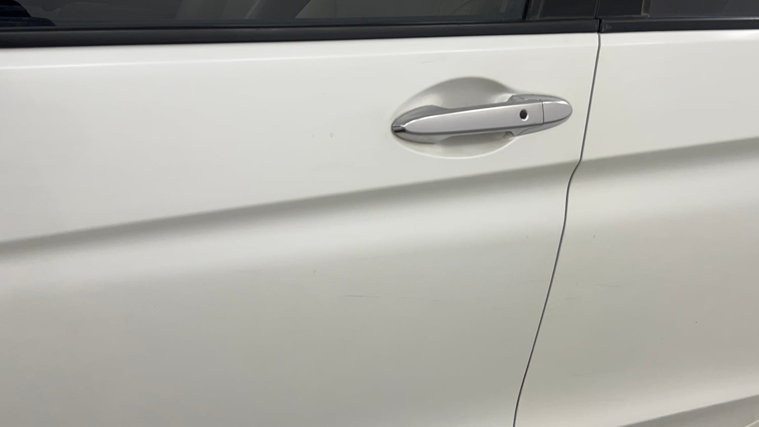 Used 2016 Honda City VX Petrol Manual dents MINOR SCRATCH
