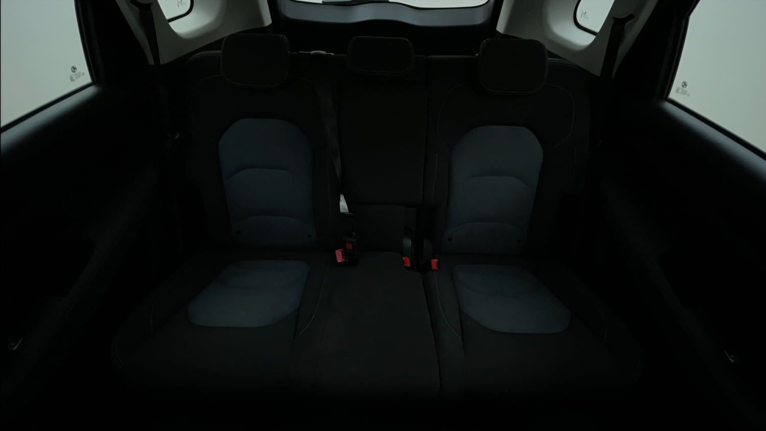 Used 2021 MG Motors Hector Shine 1.5 Petrol Turbo CVT Petrol Automatic interior REAR SEAT CONDITION VIEW