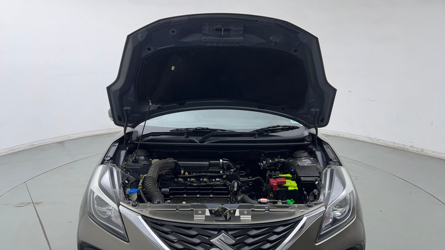 Used 2020 Maruti Suzuki Baleno Delta Petrol Manual engine ENGINE & BONNET OPEN FRONT VIEW