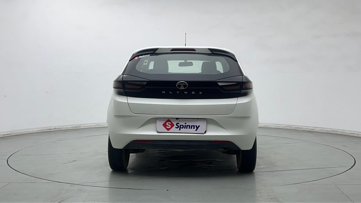 Used 2024 Tata Altroz XT Petrol Petrol Manual exterior BACK VIEW