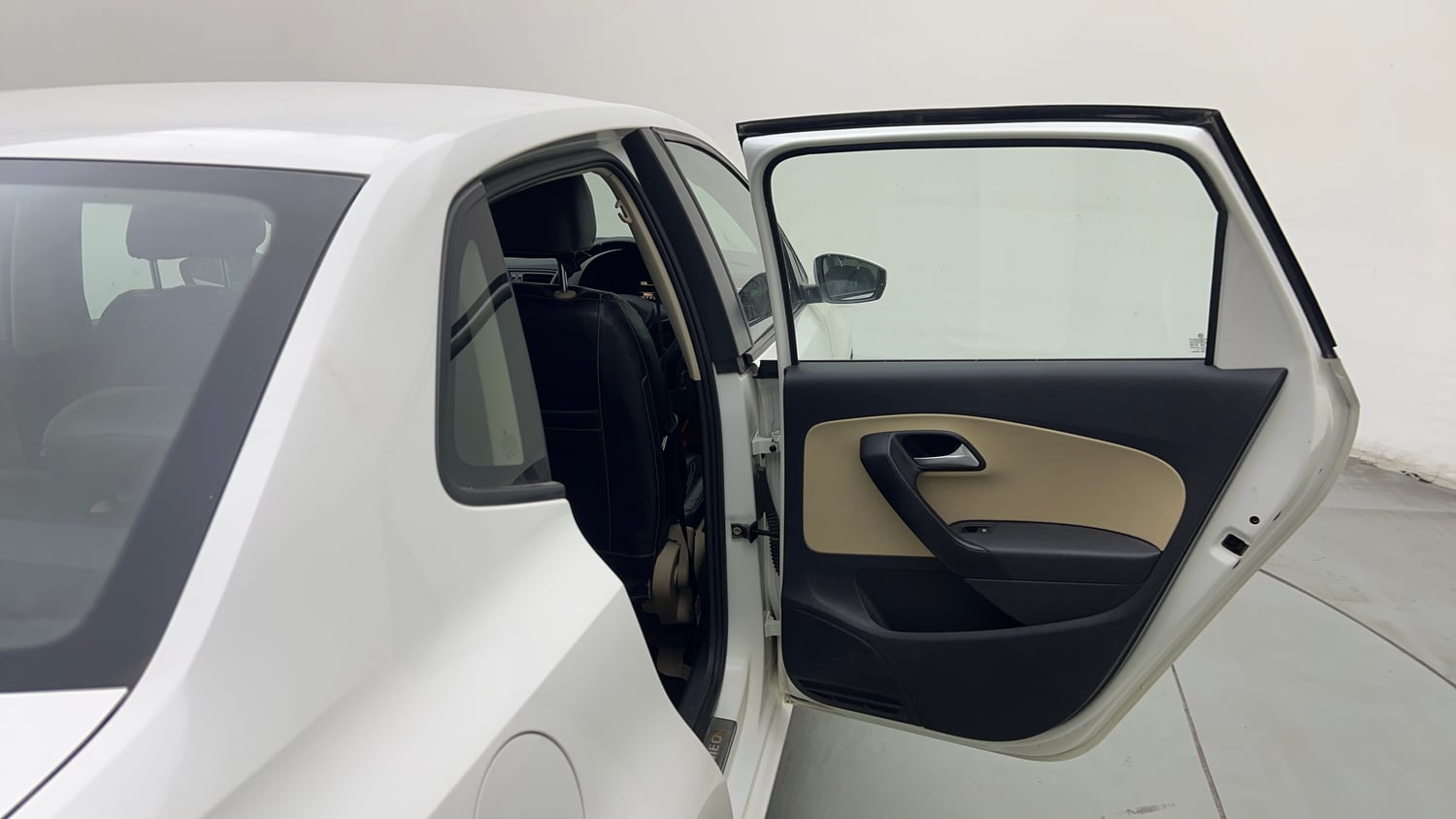 Used 2016 volkswagen Ameo Comfortline 1.2 Petrol+cng(Outside fitted) Petrol+cng Manual interior RIGHT REAR DOOR OPEN VIEW