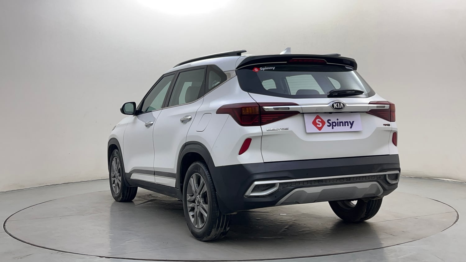 Used 2019 Kia Seltos HTX Plus AT 1.5 Diesel Diesel Automatic exterior LEFT REAR CORNER VIEW