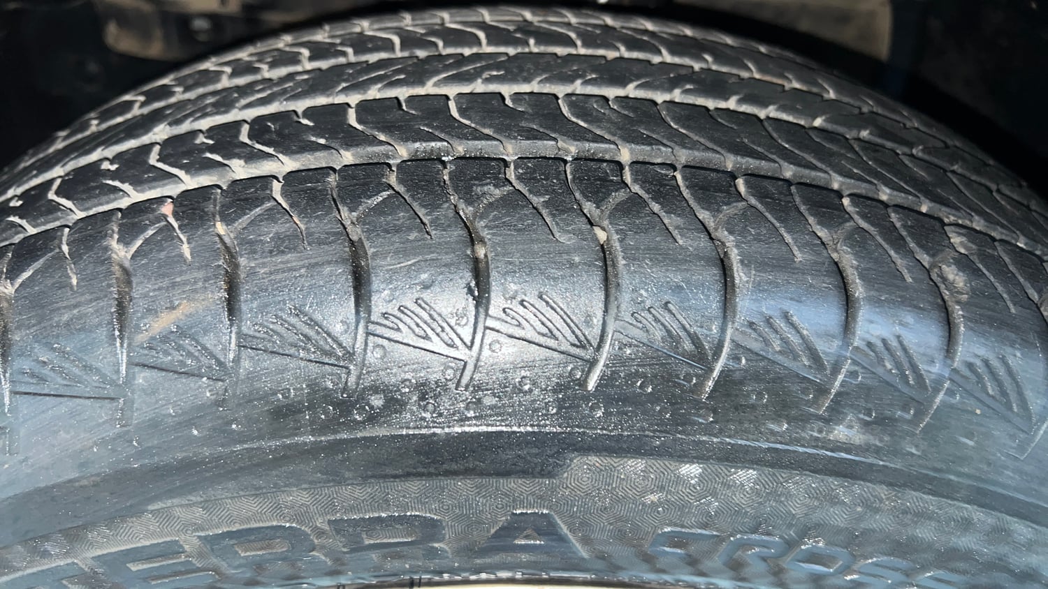 Used 2024 Maruti Suzuki Grand Vitara Delta Smart Hybrid Petrol Manual tyres LEFT FRONT TYRE TREAD VIEW