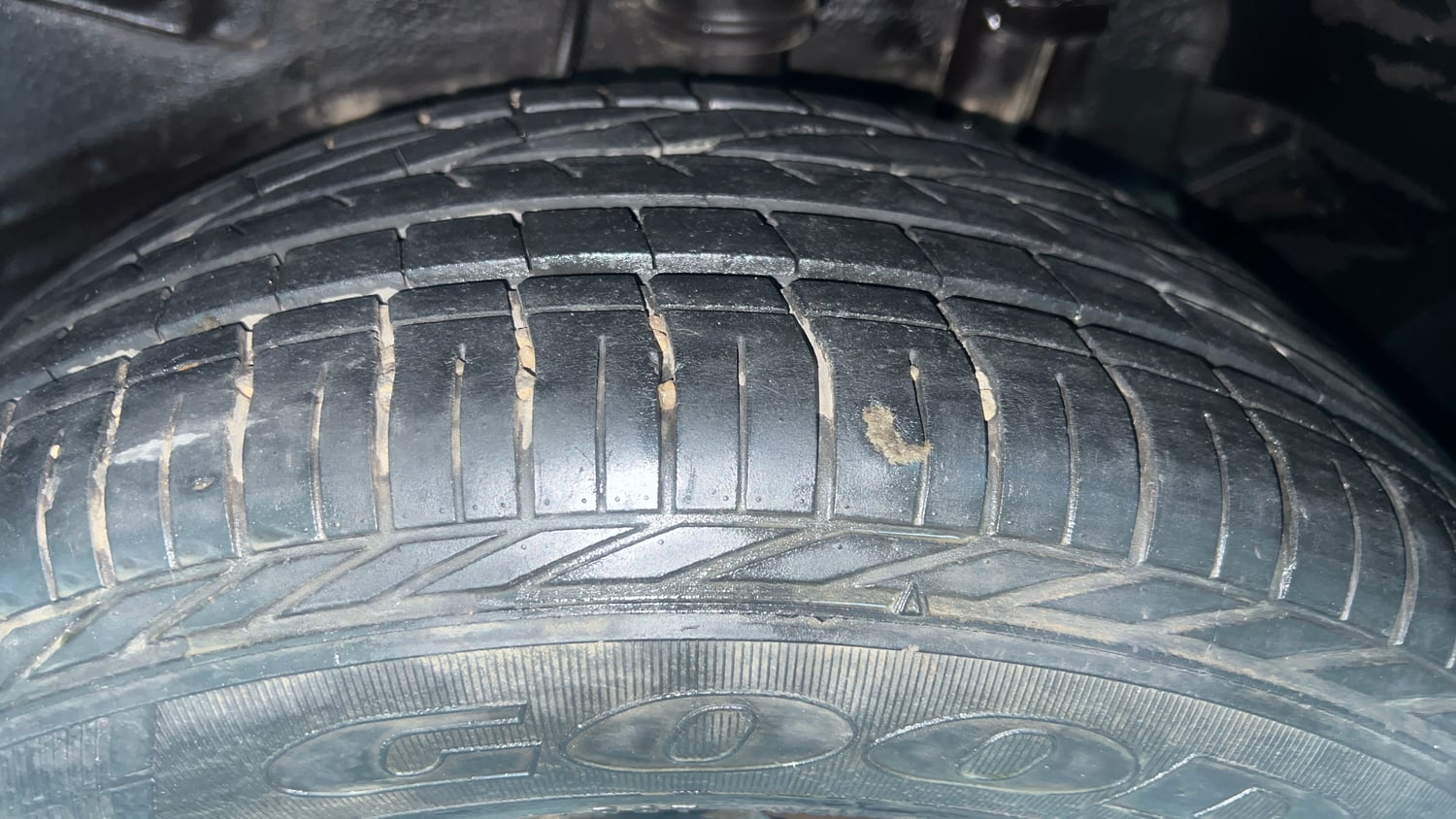Used 2022 Tata Nexon XZA Plus (O) Petrol Automatic tyres LEFT REAR TYRE TREAD VIEW