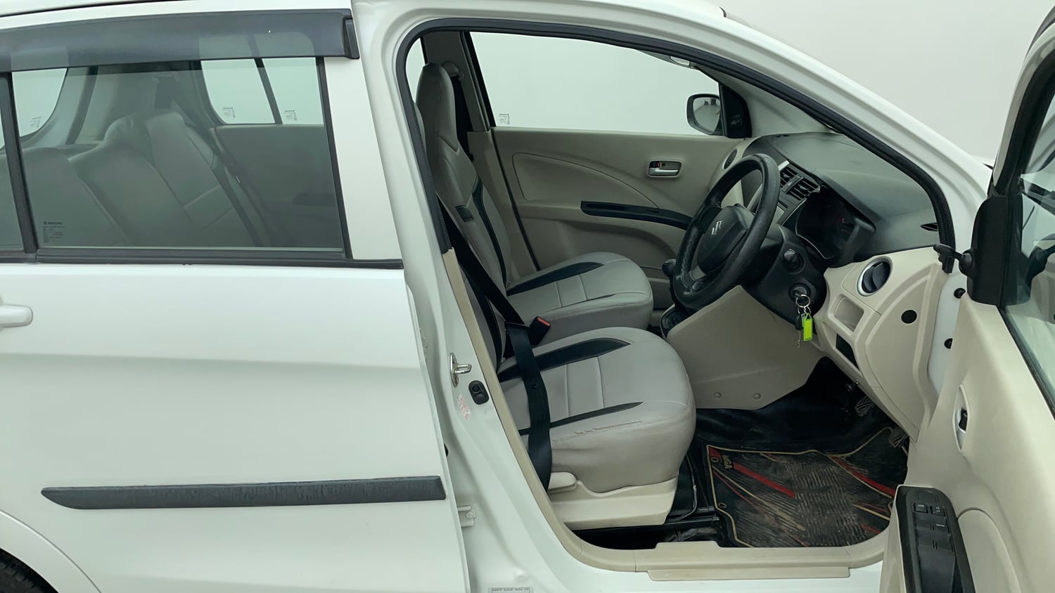Used 2021 Maruti Suzuki Celerio VXi Petrol Manual interior RIGHT SIDE FRONT DOOR CABIN VIEW