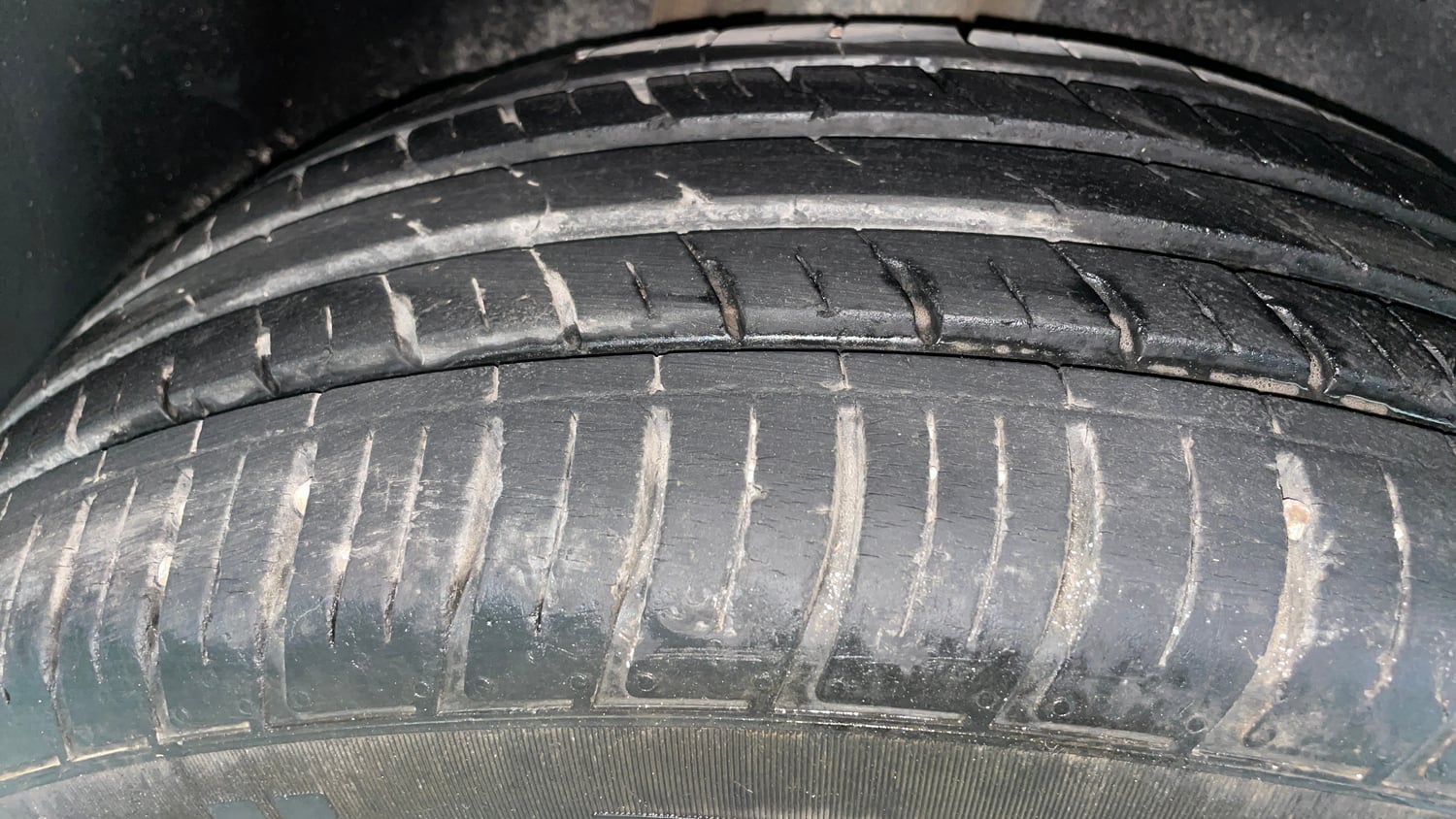 Used 2021 MG Motors Hector Shine 1.5 Petrol Turbo CVT Petrol Automatic tyres RIGHT REAR TYRE TREAD VIEW