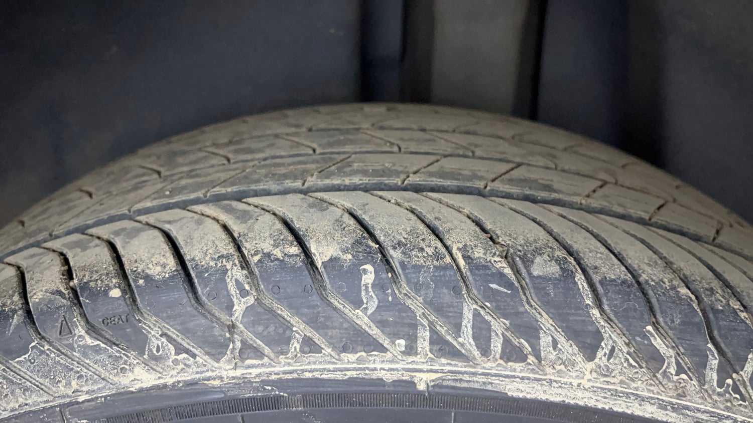 Used 2024 Volkswagen Taigun Topline 1.0 TSI AT Petrol Automatic tyres LEFT REAR TYRE TREAD VIEW
