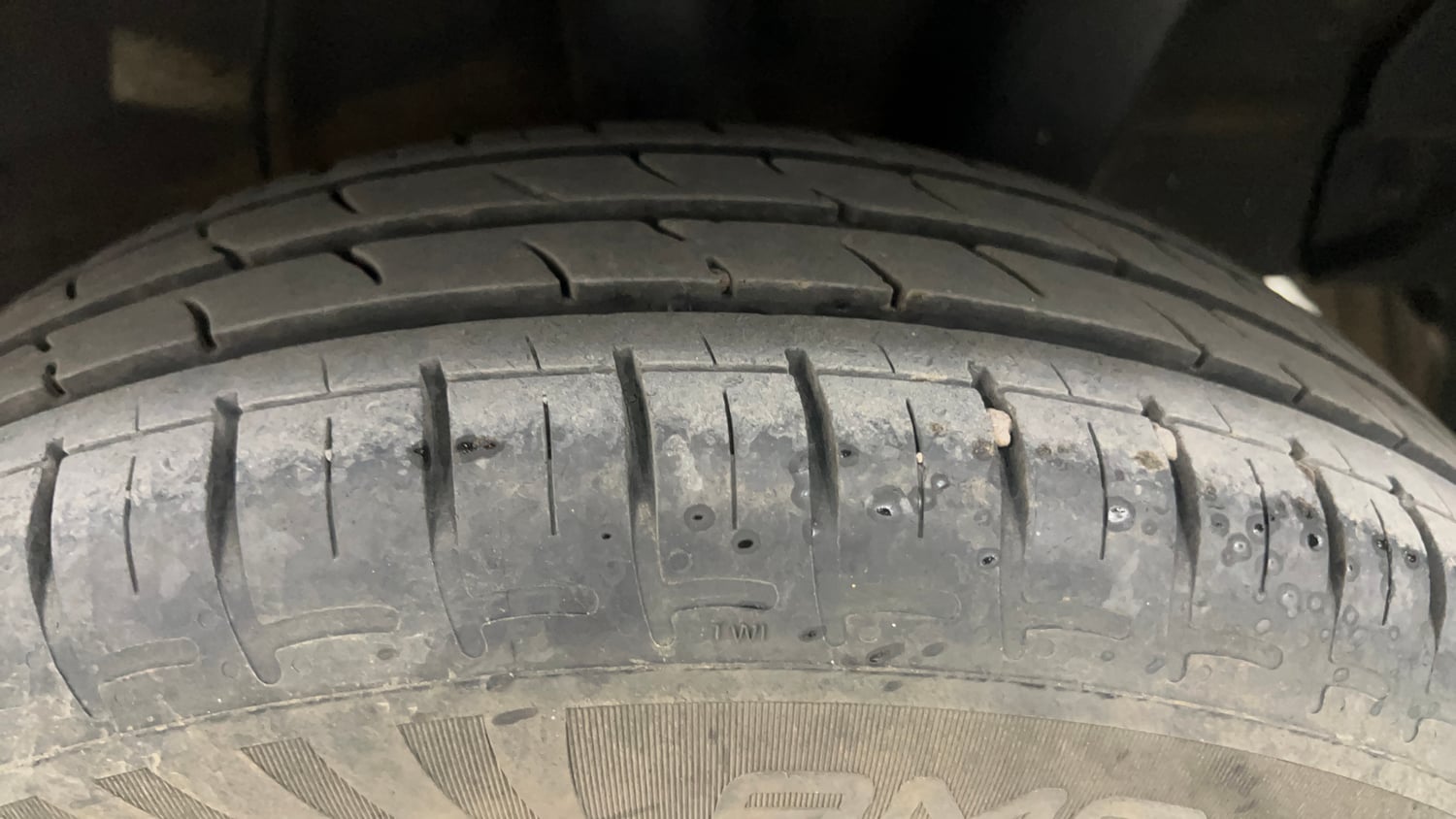 Used 2024 Hyundai Exter S 1.2 MT Petrol Manual tyres LEFT REAR TYRE TREAD VIEW