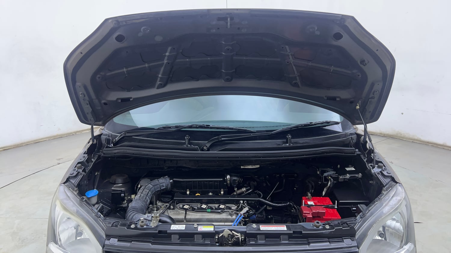 Used 2021 Maruti Suzuki Wagon R 1.0 VXi 1.0 Petrol Manual engine ENGINE & BONNET OPEN FRONT VIEW