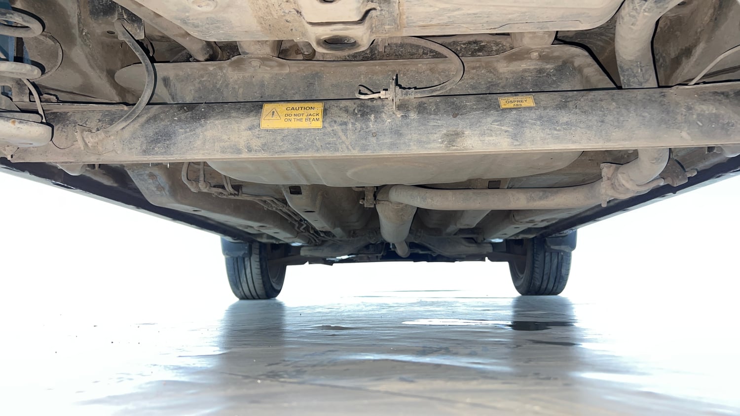 Used 2019 Tata Nexon XZA Plus Diesel Dual Tone Diesel Automatic extra REAR UNDERBODY VIEW (TAKEN FROM REAR)