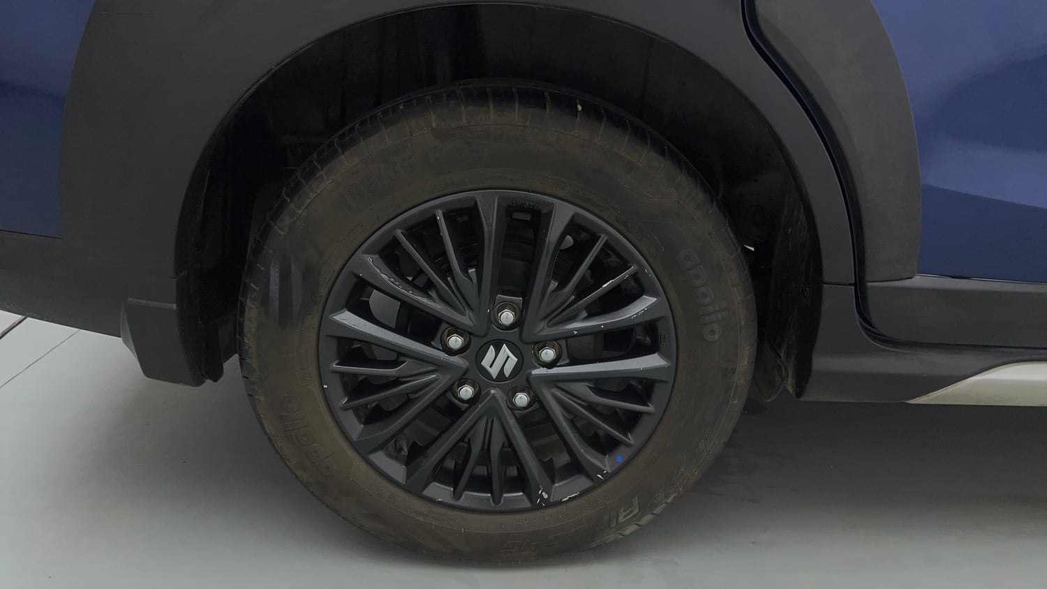 Used 2019 Maruti Suzuki XL6 Alpha MT Petrol Petrol Manual tyres RIGHT REAR TYRE RIM VIEW