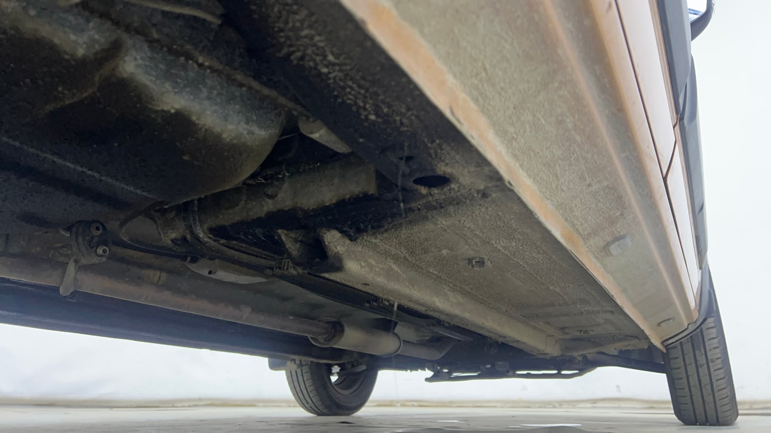 Used 2023 Renault Kwid CLIMBER AMT Petrol Automatic extra REAR RIGHT UNDERBODY VIEW