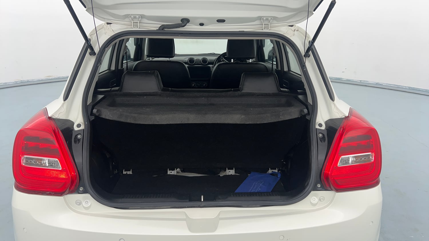 Used 2023 Maruti Suzuki Swift VXi Petrol Manual interior DICKY INSIDE VIEW