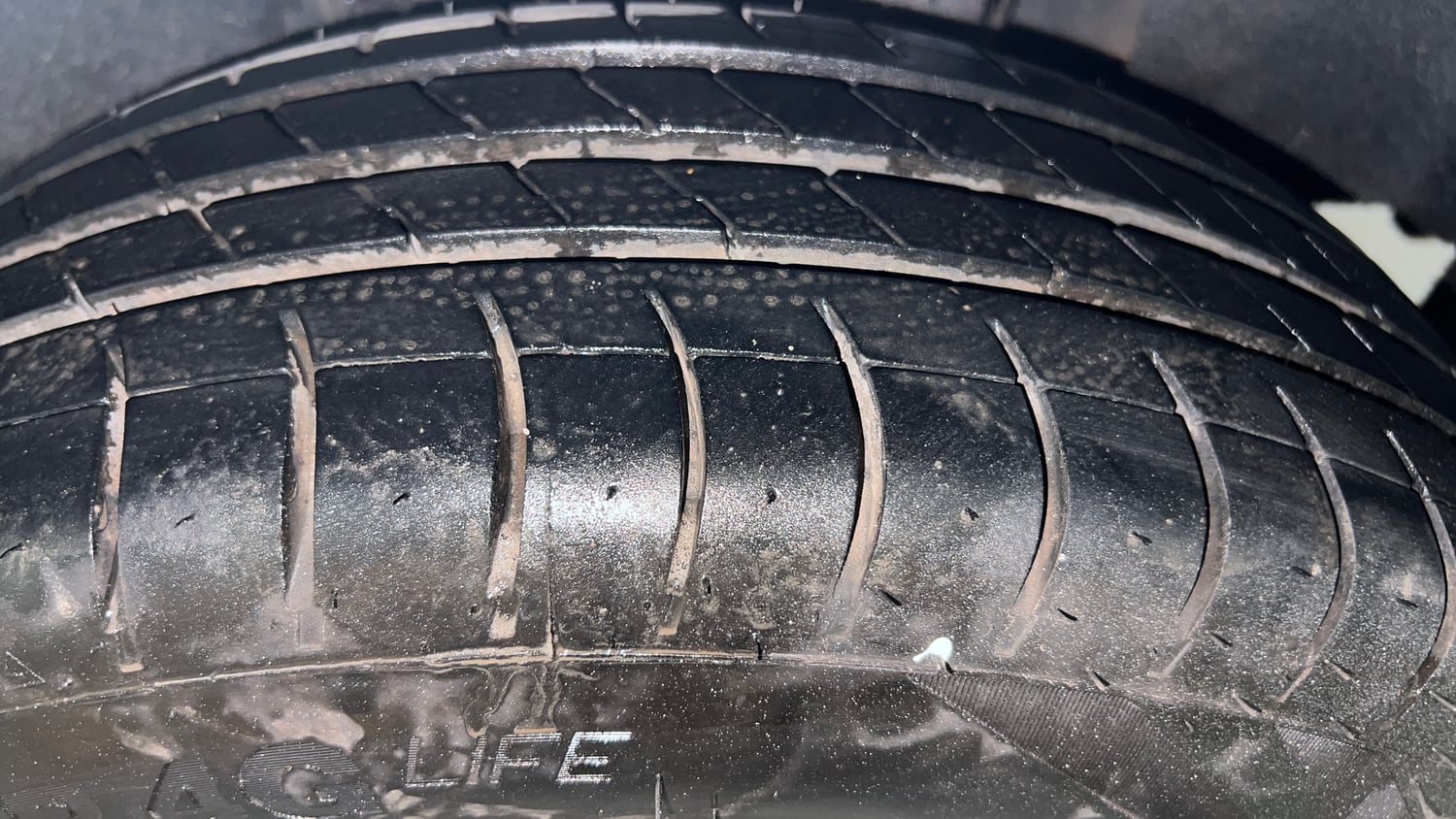 Used 2021 Maruti Suzuki Baleno Delta Petrol Manual tyres LEFT REAR TYRE TREAD VIEW