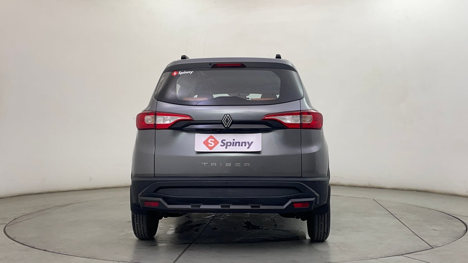 Used 2026 Renault Triber Evolution Petrol Manual exterior BACK VIEW
