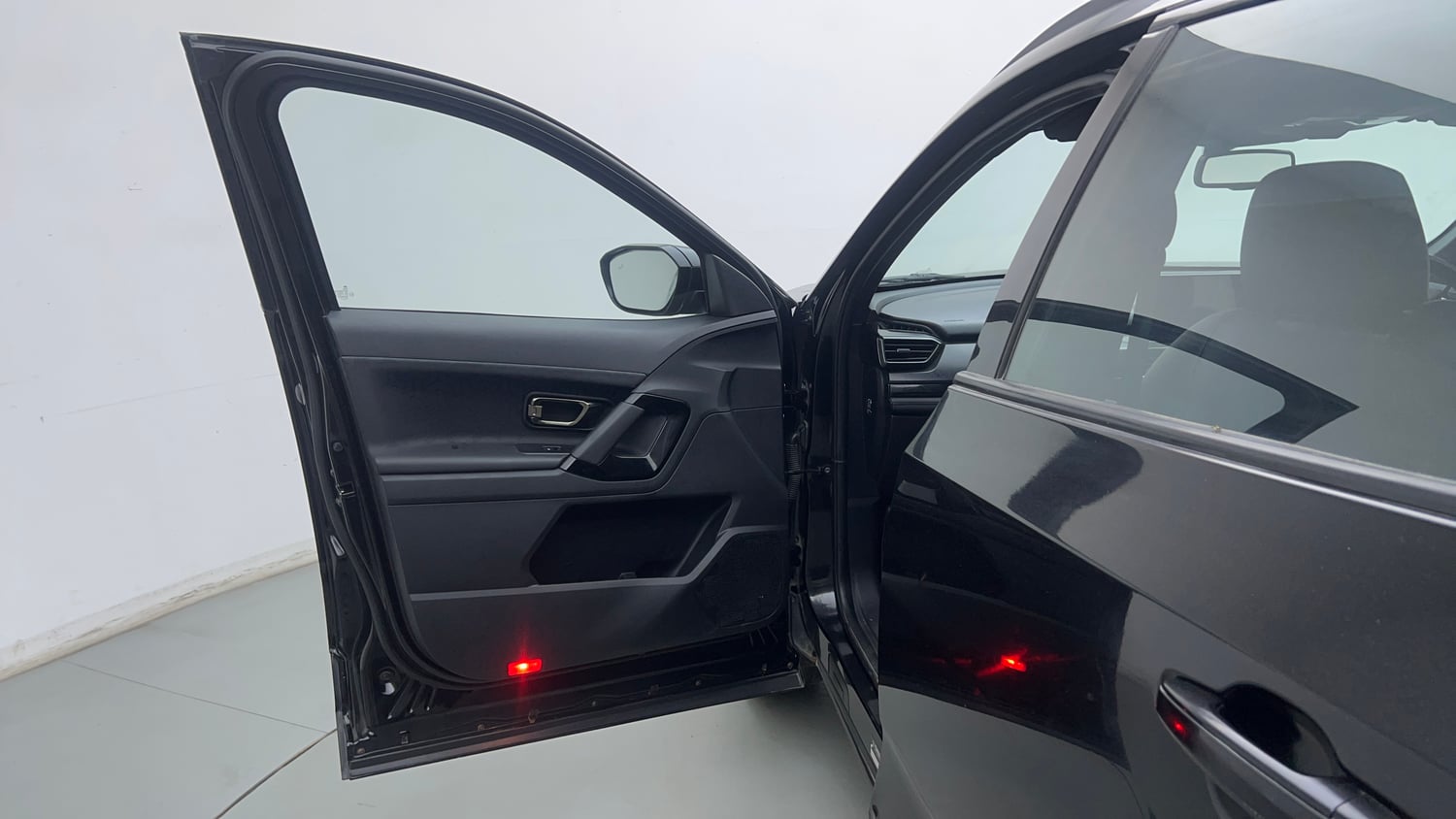 Used 2024 Tata Harrier Fearless Plus Dark Edition AT Diesel Automatic interior LEFT FRONT DOOR OPEN VIEW