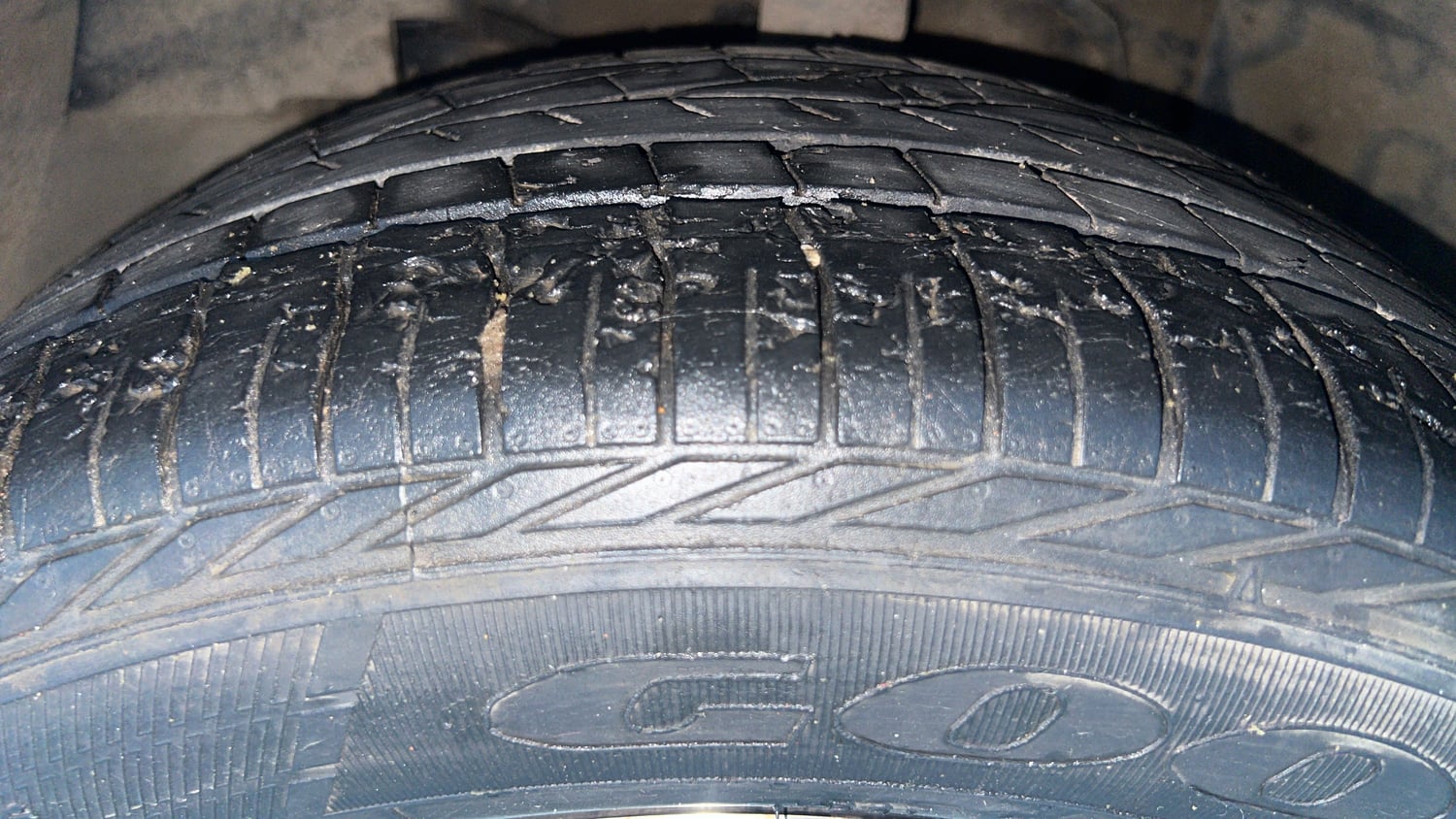 Used 2020 Tata Nexon XZA Plus (S) Petrol Automatic tyres LEFT FRONT TYRE TREAD VIEW