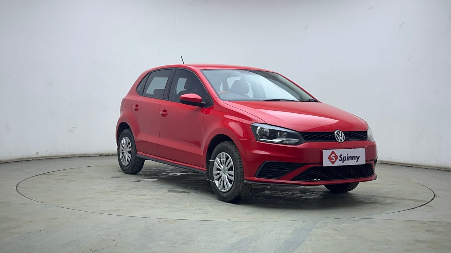Used 2019 Volkswagen Polo Trendline 1.0L (P) Petrol Manual exterior RIGHT FRONT CORNER VIEW