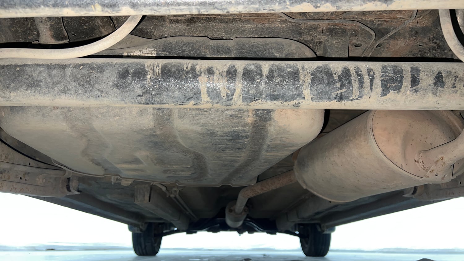 Used 2014 Maruti Suzuki Wagon R VXI Petrol Manual extra REAR UNDERBODY VIEW (TAKEN FROM REAR)