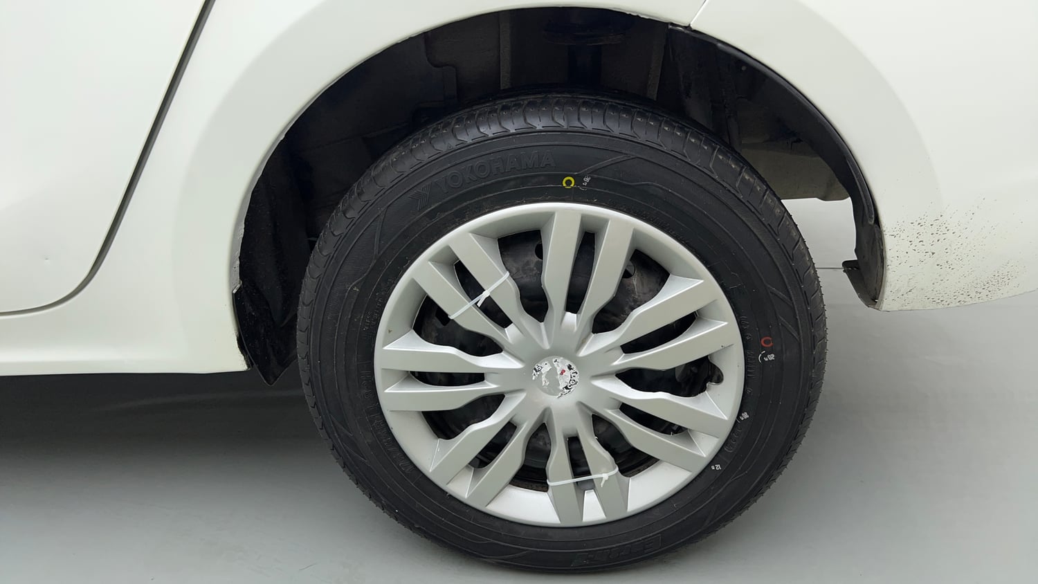 Used 2022 Tata Tigor XZ CNG Cng Manual tyres LEFT REAR TYRE RIM VIEW