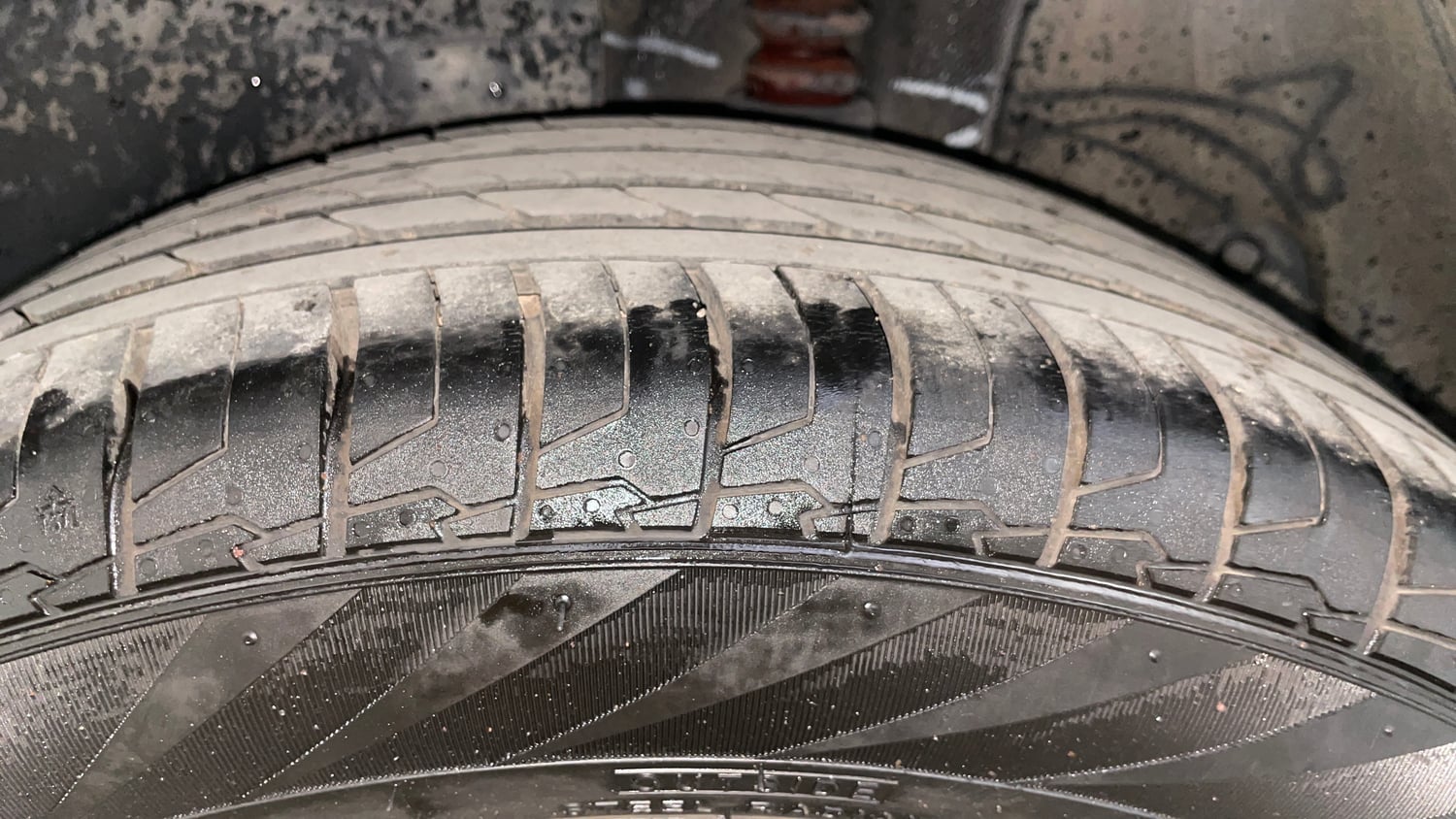 Used 2024 Hyundai Creta SX (O) 1.5 Petrol IVT Knight Petrol Automatic tyres LEFT REAR TYRE TREAD VIEW