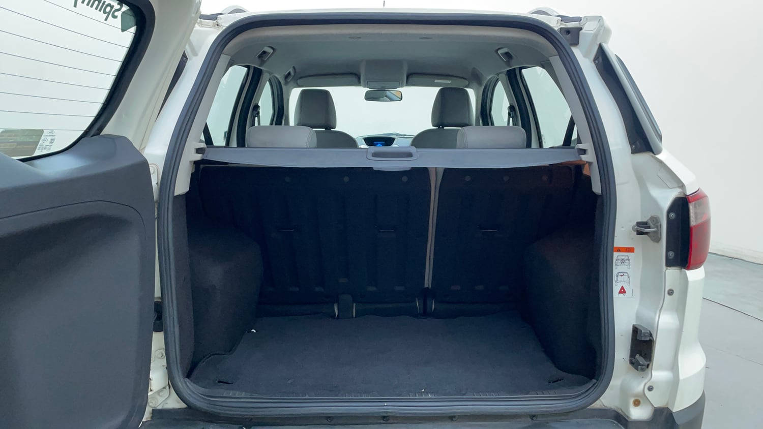 Used 2013 Ford EcoSport Titanium 1.5 Ti-VCT Petrol Manual interior DICKY INSIDE VIEW
