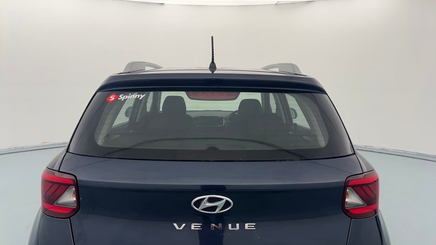 Used 2020 Hyundai Venue S 1.4 CRDi Diesel Manual exterior BACK WINDSHIELD VIEW