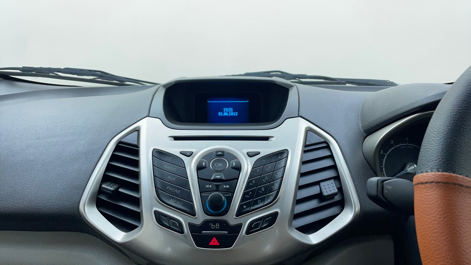 Used 2013 Ford EcoSport Titanium 1.5 Ti-VCT Petrol Manual top_features Integrated (in-dash) music system