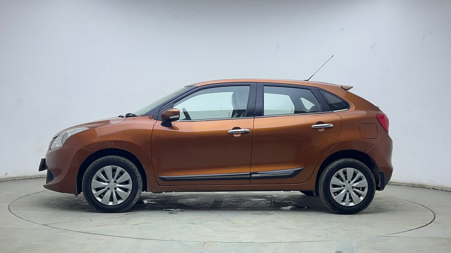Used 2017 Maruti Suzuki Baleno Delta 1.2 Petrol Manual exterior LEFT SIDE VIEW