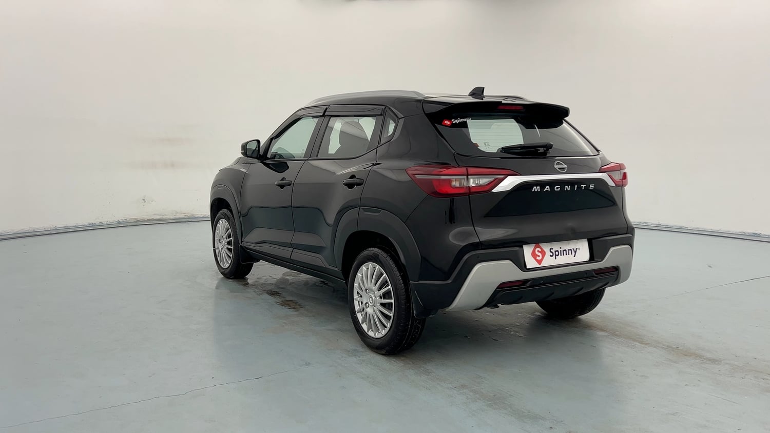 Used 2024 Nissan Magnite XL Petrol Manual exterior LEFT REAR CORNER VIEW