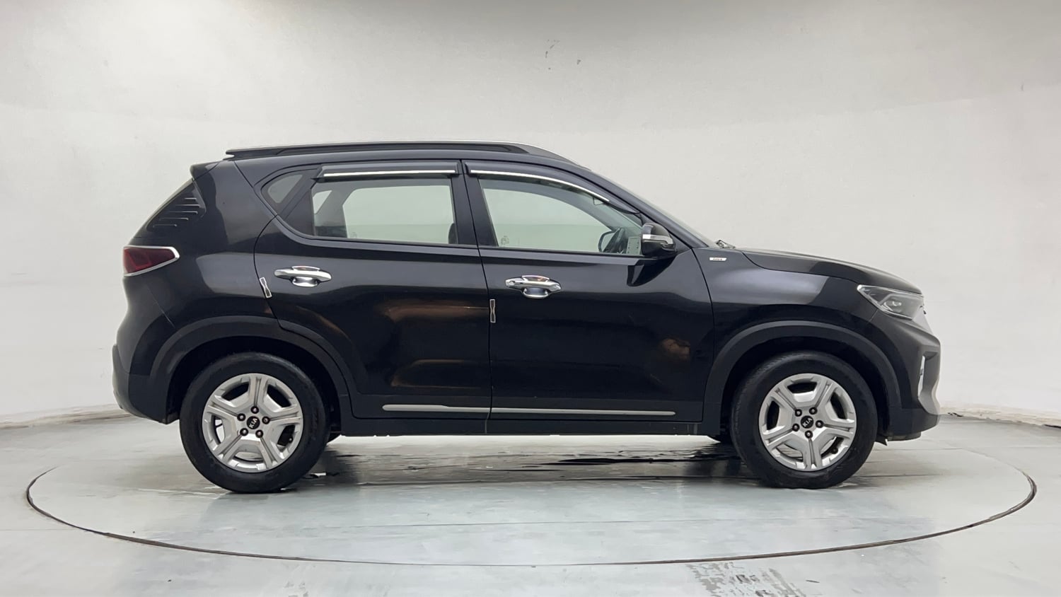 Used 2021 Kia Sonet HTX 1.0 iMT Petrol Manual exterior RIGHT SIDE VIEW