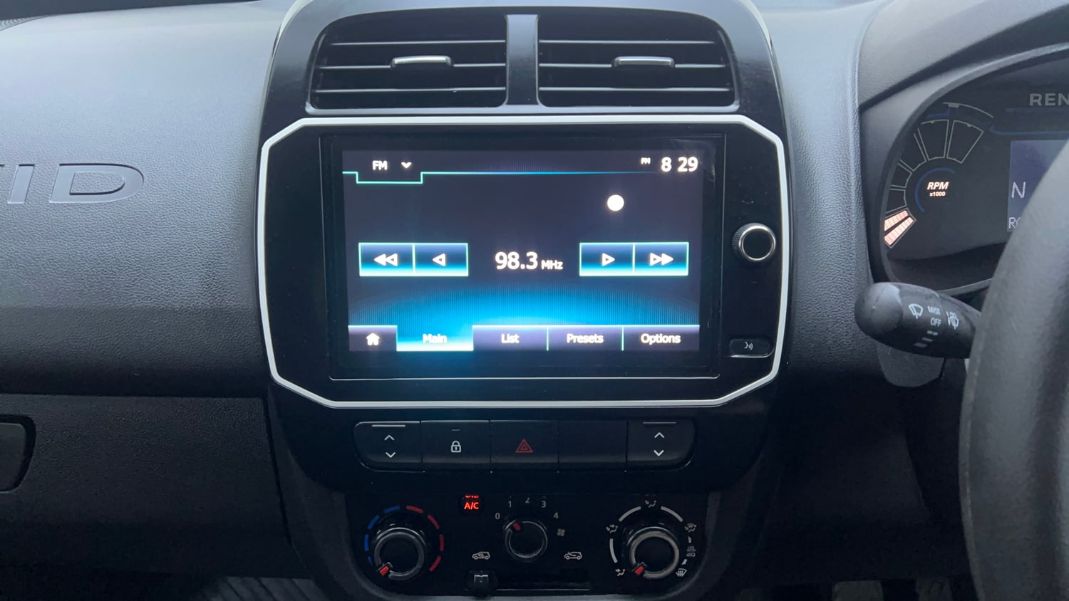 Used 2023 Renault Kwid CLIMBER AMT Petrol Automatic interior MUSIC SYSTEM & AC CONTROL VIEW
